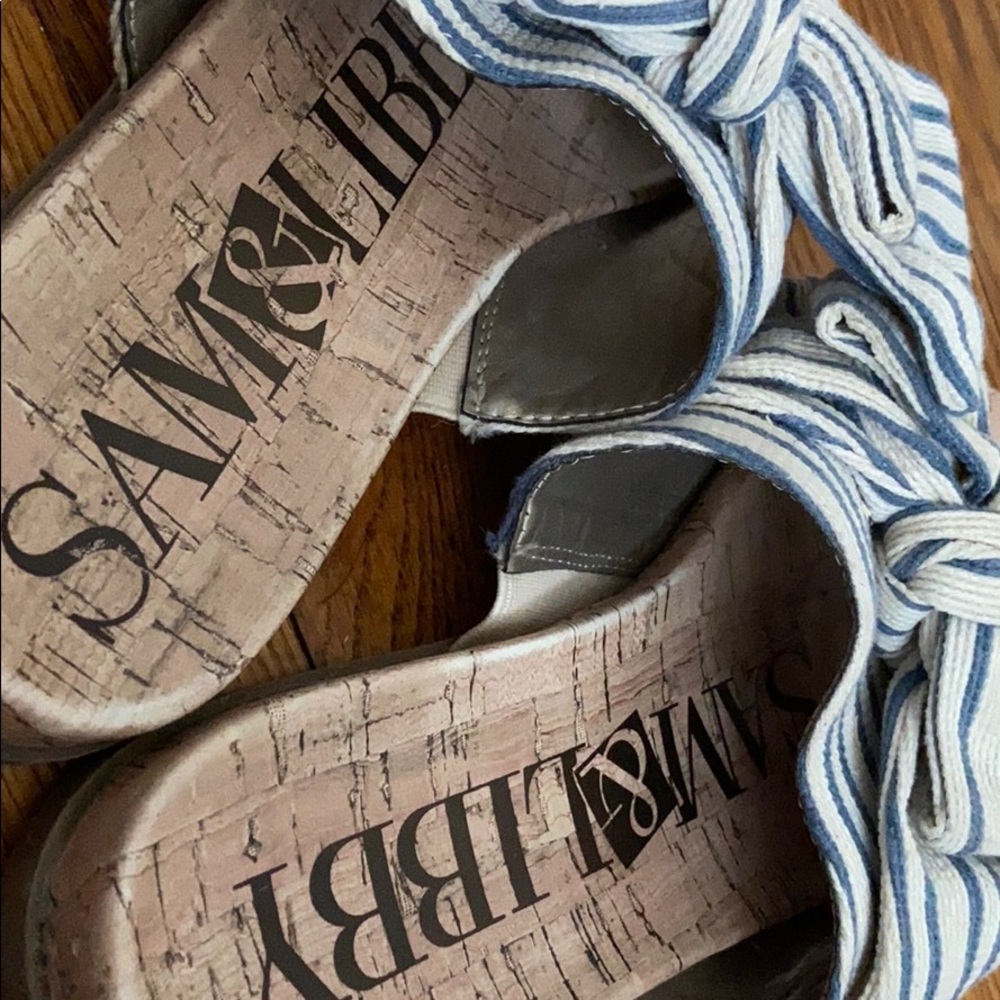 Sandals - Picture 5 of 5